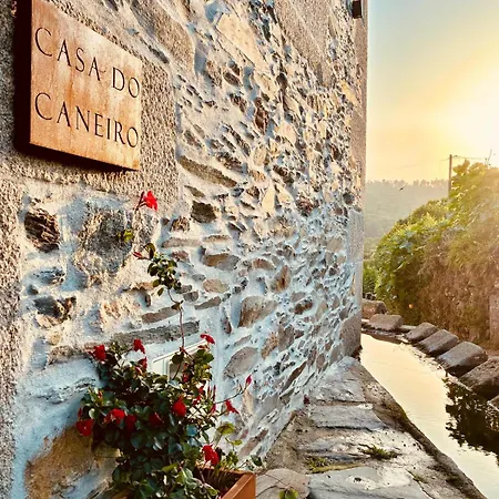 Dom wakacyjny Casa Do Caneiro *